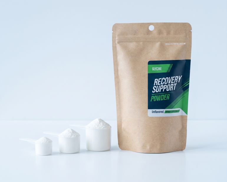 Scientific Blends product with multiple measuring scoops